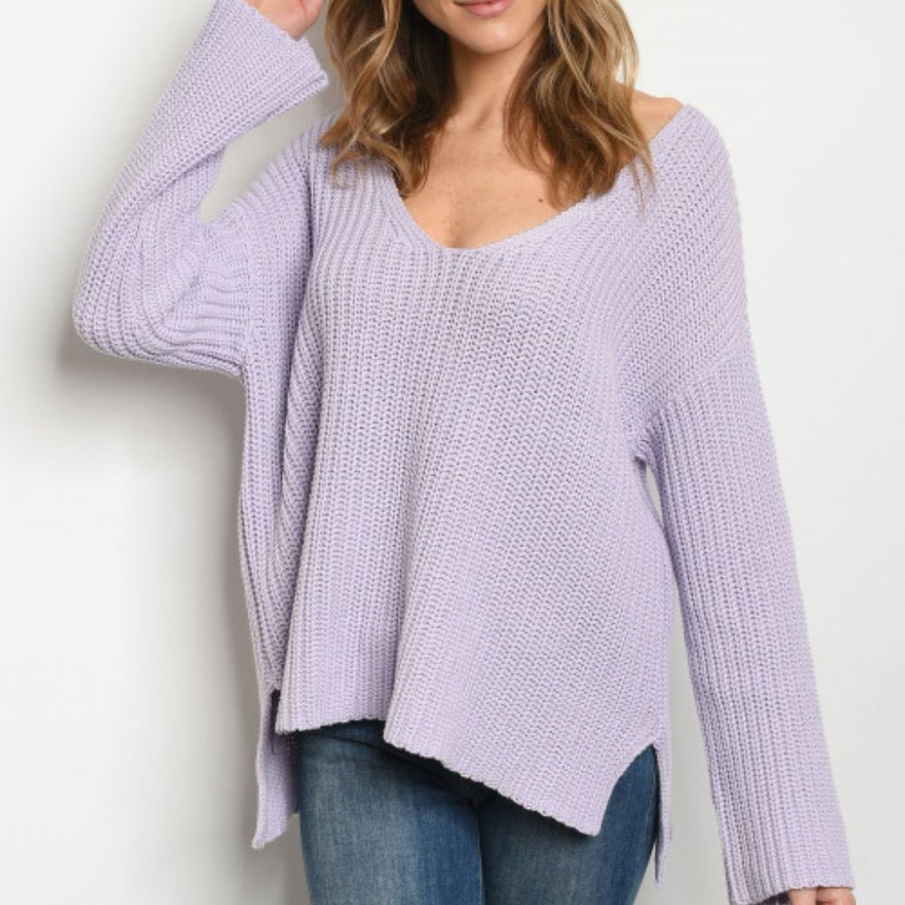 LAVENDER SWEATER - Picture 1 of 2